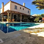 Moy Kro Alaçatı