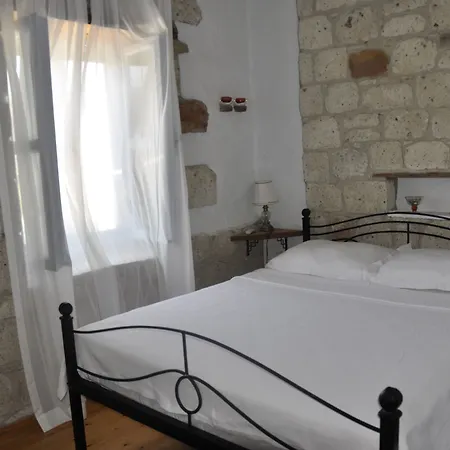Πανδοχείο Moy 3*